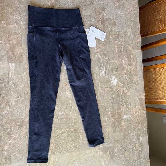 NWT Athleta Salutation Stash Pocket II Softluxe Tight Navy Blue Small - Picture 2 of 6